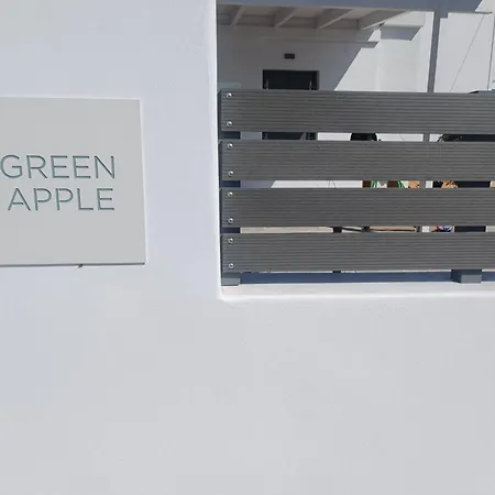 Zen Milos Apple Feriehus