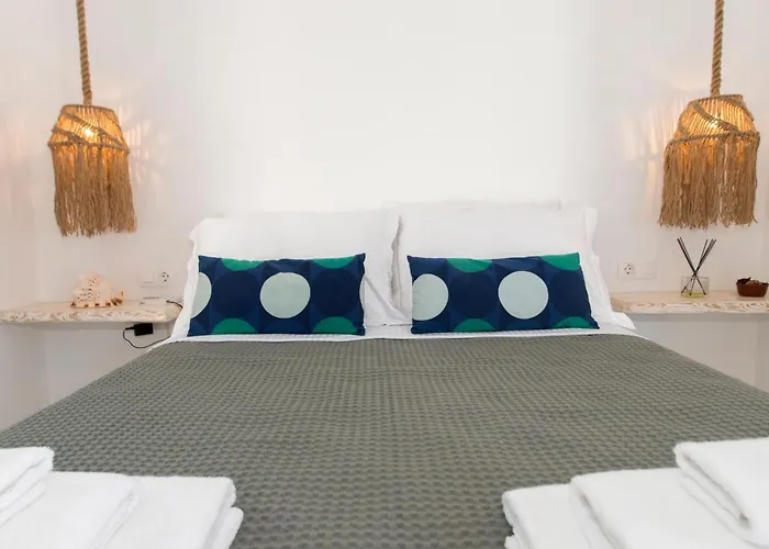 Vakantiehuis Zen Milos Apple Pollonia